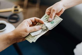 Stratégies efficaces pour négocier son salaire avec succès
